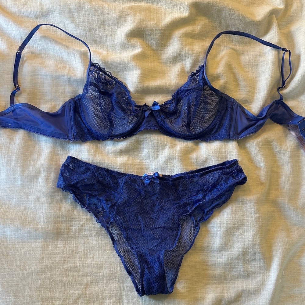 SAVAGE X FENTY Elegant Blue Lace Lingerie Set